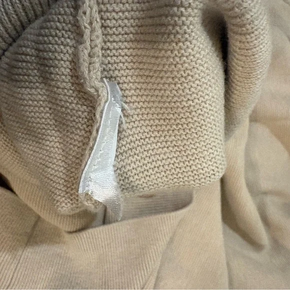 Quince Size M Cream Batwing Womens Sweater - Picture 6 of 8